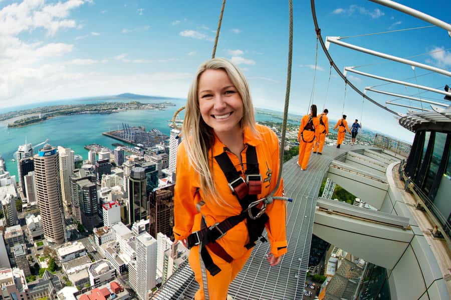 Auckland: Sky Tower SkyWalk - 192m High Edge Walk - Should you book the Sky Tower SkyWalk?