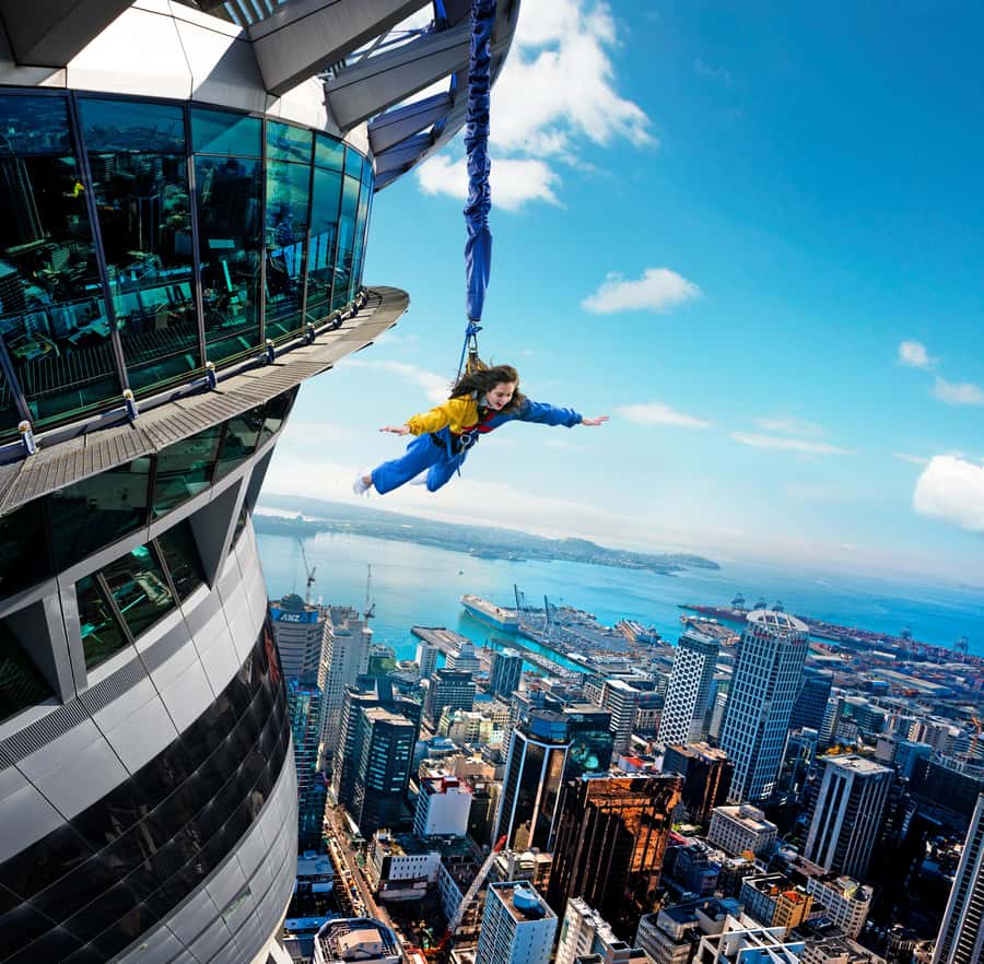Auckland: SkyJump & SkyWalk Combo - SkyWalk at 192 metres: stepping onto a 1.2 metre platform