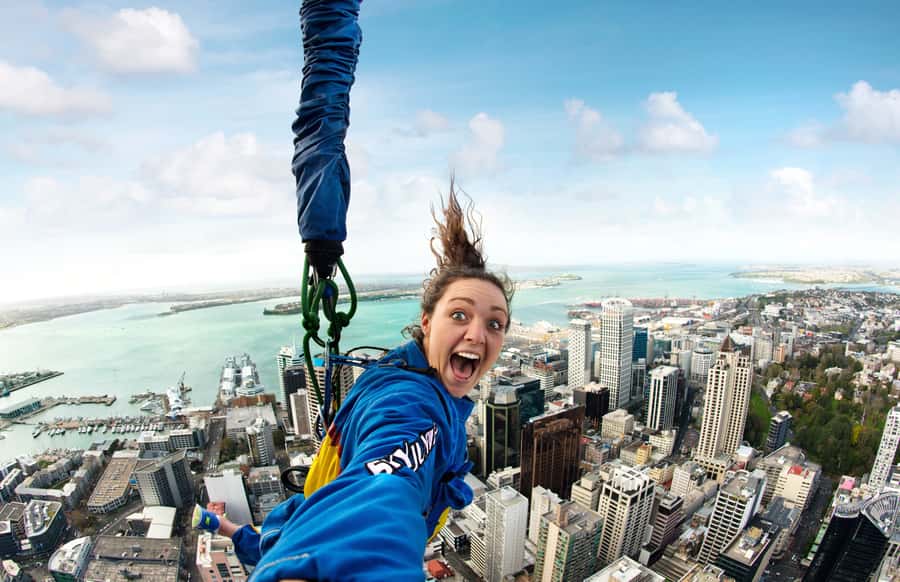 Auckland: SkyJump with Sky Tower Entry Ticket - The 45-minute experience flow, step by step