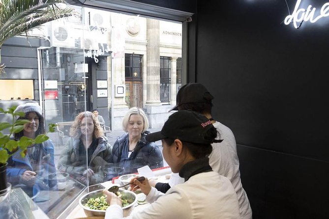 Auckland Small-Group Walking Tour with Treats - Queen Street: Auckland’s golden mile, first stop and first context