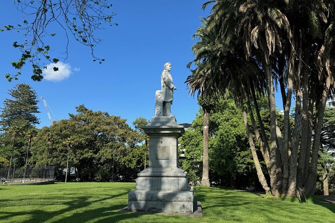 Auckland Walking Tour: Small-Group History & Culture Experience - University of Auckland grounds and the Clock Tower moment
