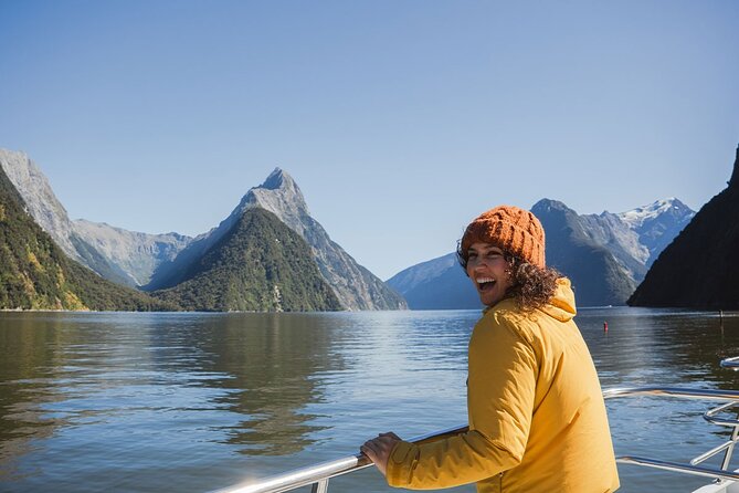 Award Winning Milford Sound Full Day Tour & Cruise from Te Anau - Why this Milford Sound day trip starts in Te Anau, not on a bus