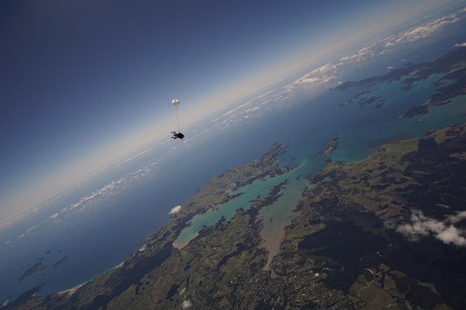 Bay of Islands: 18,000ft Skydive - Pickup from Paihia and Kerikeri, Plus the Kerikeri Meeting Point