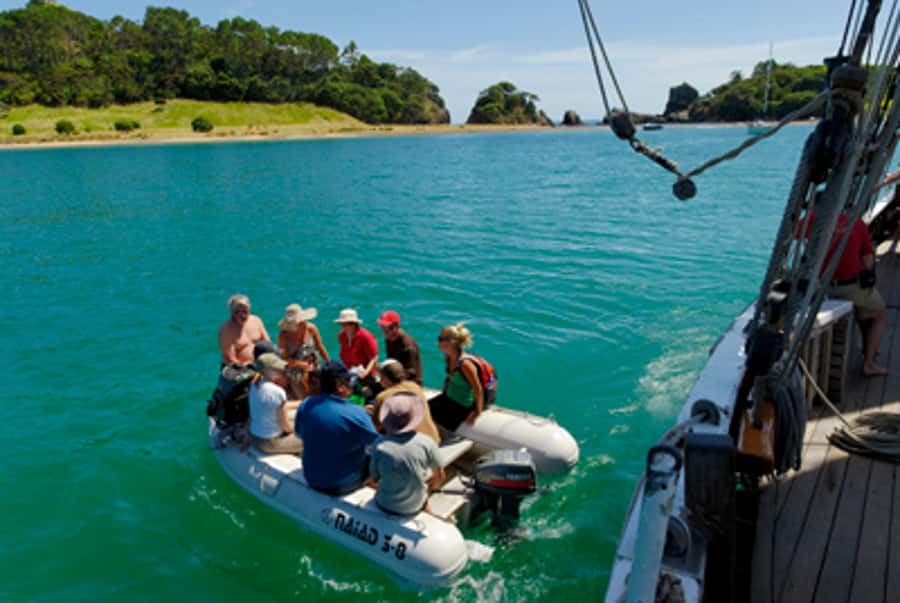 Bay of Islands: Full-Day Tall Ship Sailing Excursion - BBQ lunch onboard: hearty food after sea air