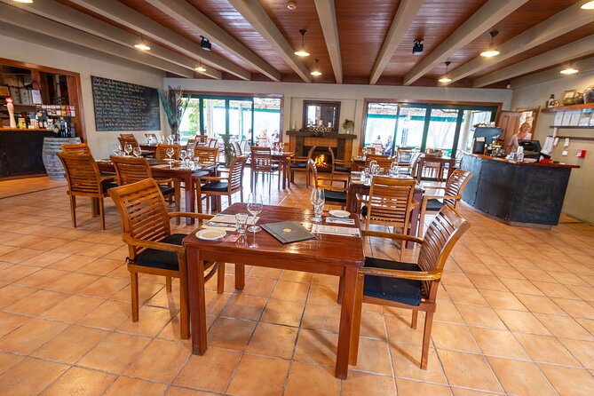 Bay of Islands, Spirit & Craft Beer Tour with Lunch - Marsden Estate Winery and Restaurant: six tastings and lake-view lunch
