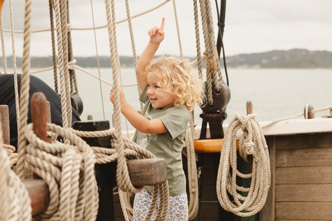 Bay of Islands Tall Ship Sundowner Sailing - Russell and Paihia timing: how the day actually flows