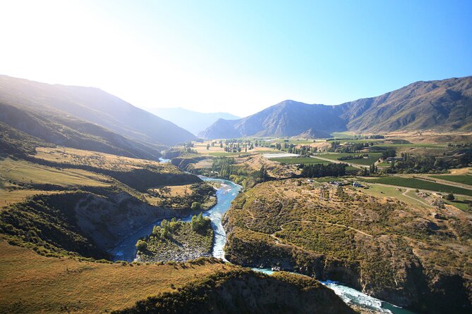 Bike & Wine Tour: Arrowtown to Valley of the Vines - The 10:00 am rhythm, shuttle timing, and end-of-day pickup