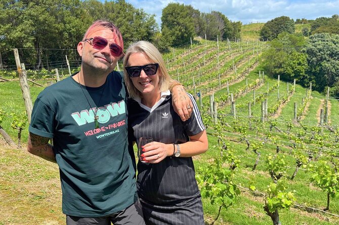 Boutique Waiheke Island Wine, Gin and Food Tour - Stop 3: Three Seven Two lunch by Onetangi Beach