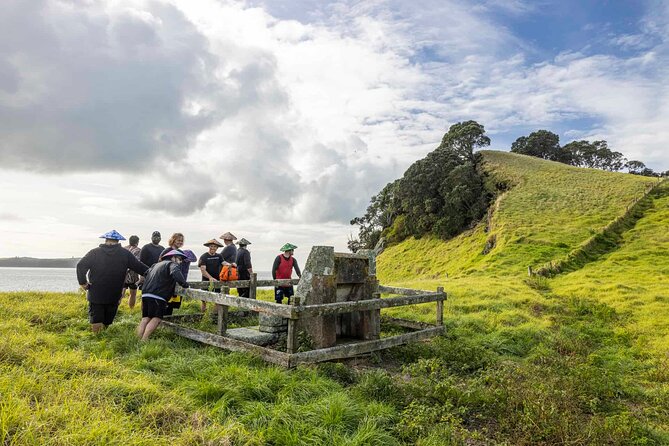 Browns Island Motukorea Sea Kayak Tour - History you can track while you paddle and pause
