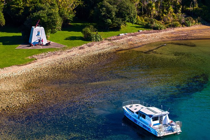Captain Cook and Dolphin Cruise - Picton waterfront to Queen Charlotte Sound: why the route is the point