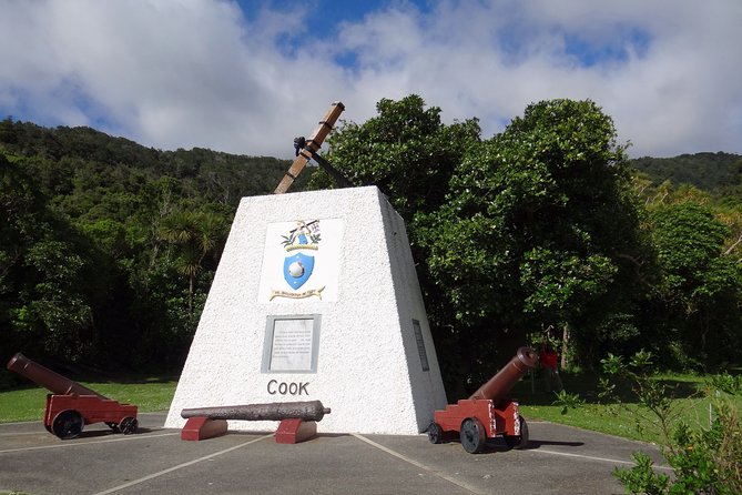 Captain Cook and Dolphin Cruise - Motuara Island and road-inaccessible nature: the “more than a harbor tour” feeling