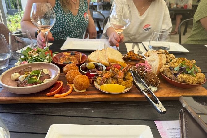 Chefs Private Martinborough Wine Tour with lunch from Wellington - Wellington to Martinborough in One Day: The Real Benefit Is the Guide