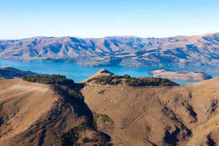 Christchurch: 20-Minutes City Helicopter Flight - Banks Peninsula: three dormant volcanoes under your wings