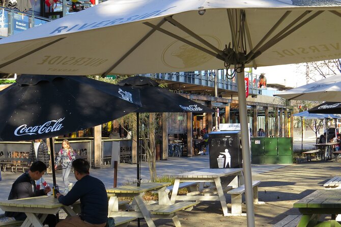 Christchurch City and Beaches Private Tesla Tour - Viewpoints with real depth: Kiwi Cafe and the Takahe sign