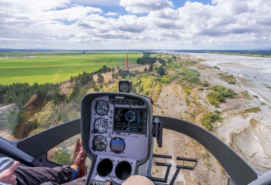 Christchurch: Helicopter Trial Flight - Taking the controls under expert supervision