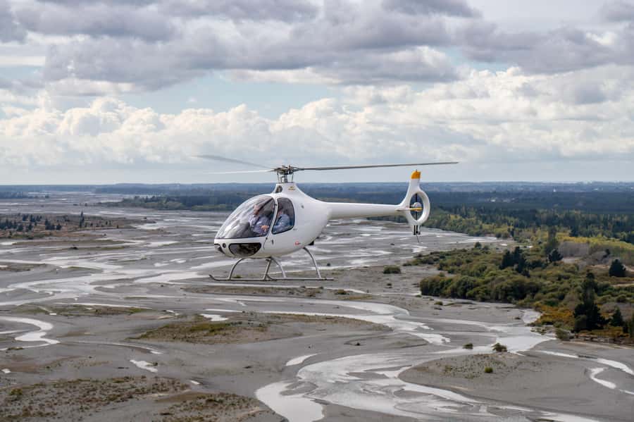 Christchurch: Helicopter Trial Flight - Meeting style: private group and English instruction