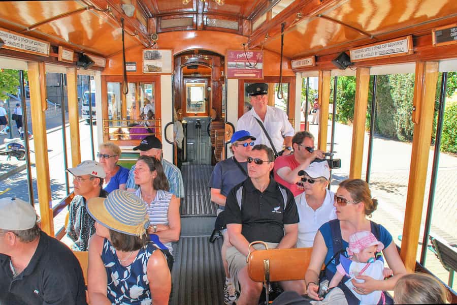 Christchurch: Hop-On Hop-Off Tour by Vintage Tram - Why the vintage tram loop is a smart way to orient yourself