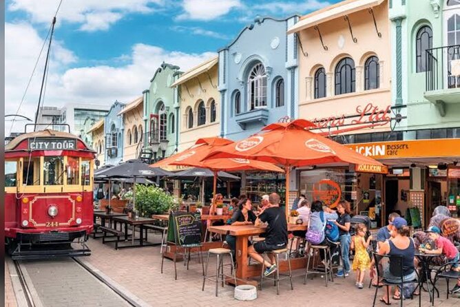 Christchurch International Airport :Airport to City Centre - Booking Value: $52.75 Per Group, Up to 4 Seats