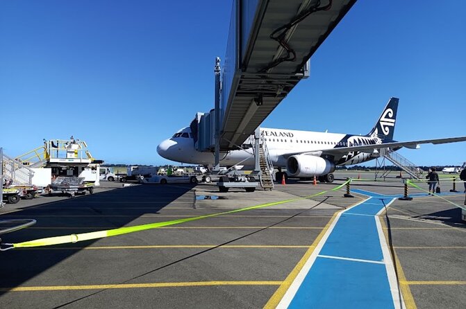 Christchurch International Airport :Airport to City Centre - Inside the Car: Wi-Fi, English-Speaking Drivers, and Real Baggage Help