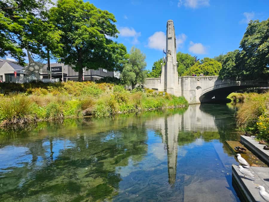 Christchurch: Ōtautahi Meander Walking Tour with Tastings - Mahinga Kai and Pā Sites: How the Walk Teaches You to See