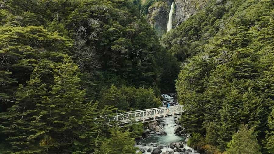 Christchurch: to Franz Josef via Hokitika 1 Way Tour - Hokitika Gorge: turquoise water and an easy walk with a swing bridge view