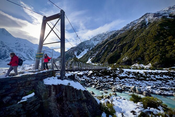 Christchurch to Mt Cook via Lake Tekapo One Way Small Group Tour - Morning tea in Geraldine: the calm break between alpine sights