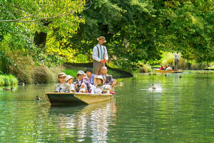 Christchurch Tram City Tour & Punting Combo - Timing, Summer Crowds, and Weather Reality Checks