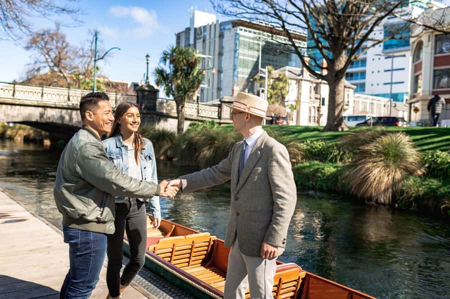 Christchurch: Tram, Punt and Gondola Ride Combo Ticket - Christchurch Gondola: Port Hills views, Discovery ride, and summit time