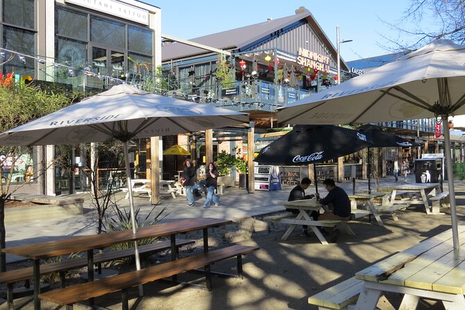 City Highlights by Tesla - 3hrs - Bridge of Remembrance to Riverside Market: the best kind of stroll