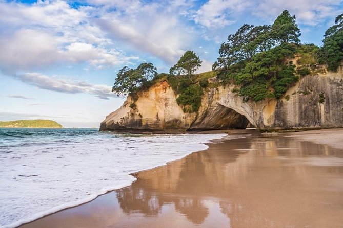 Coromandel Coastal Experience - Small Group Tour from Auckland - Cathedral Cove: the iconic walk, swimming time, and the stairs reality
