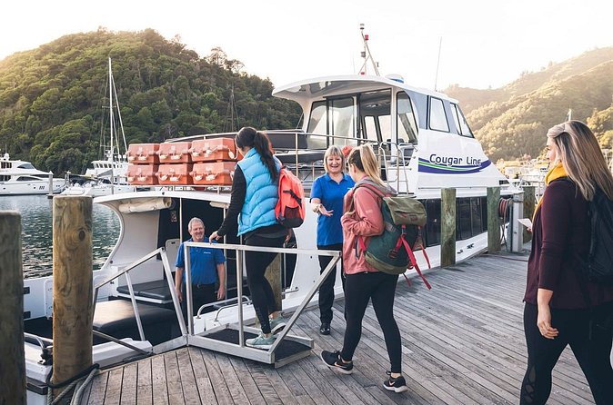 Cruise and Lunch at Furneaux Lodge - What you can do after lunch at the lodge