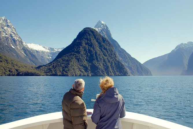 Cruise Milford NZ Small Boutique Cruise Experience - Getting to Milford Sound: plan for parking and time
