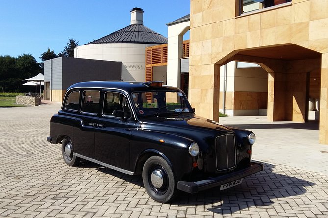 Deco City Black Cab Tours and Shuttles - Price and ride time, and what you’re really paying for