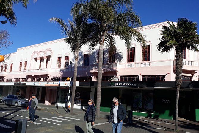 Deco Napier, Te Mata Peak, Garden Walk and Wine Tasting Tour - Value check: $92.47 for views plus tasting