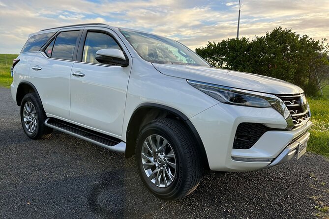 Direct & Quick Auckland Airport Transfer to/from Hotel in SUV - Meet-and-Greet at International Arrivals, Plus Finding Your Driver Fast