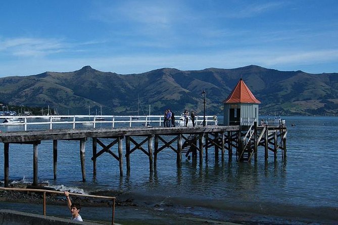 Discover Akaroa: Self Guided Audio Tour - Stop by stop: Akaroa Museum and the War Memorial angle