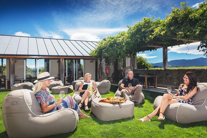 Discover Marlborough Wine - Afternoon Marlborough Wine Tour - No lunch stop, so plan your energy