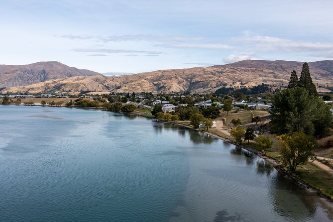 Dunedin to Queenstown One Way Tour Including Taieri Gorge Train - St Bathans and the Blue Lake: The Ghost Town Stop That Actually Feels Real