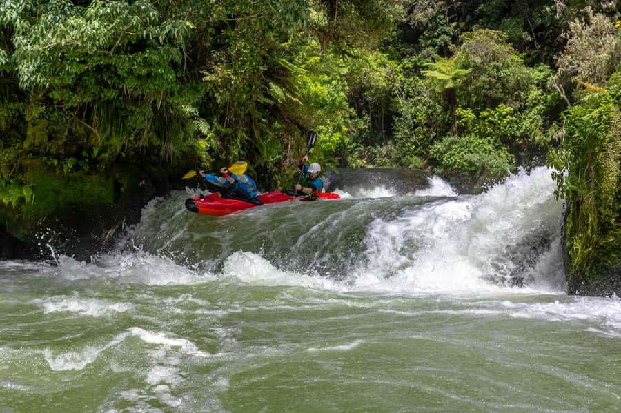 Epic Tandem Kayak Tour down the Kaituna River Waterfalls - Getting started at 780 State Highway 33, and why the first minutes matter