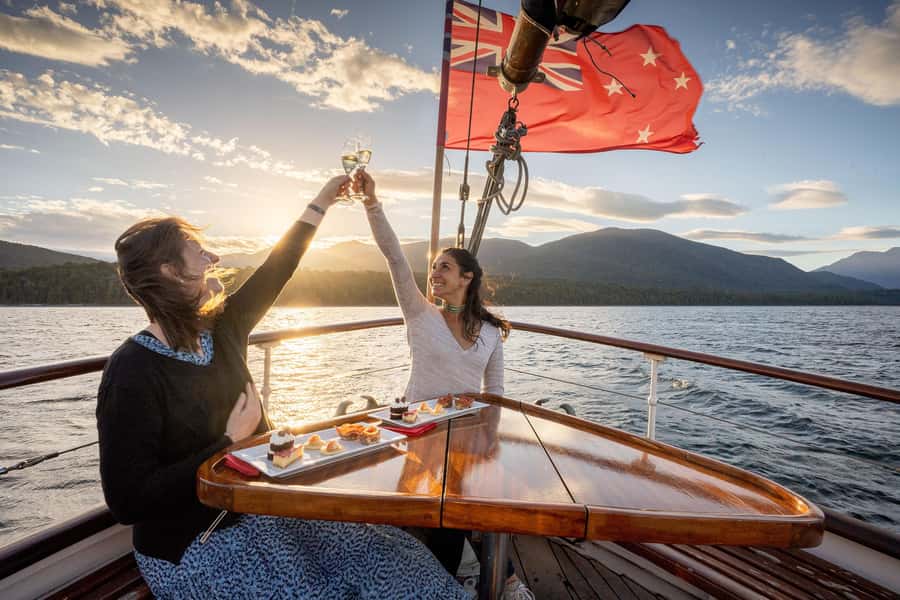 Evening Champagne Cruise on Historic 1935 Motor Yacht. - The sheltered cove stop: calm water, close conversation