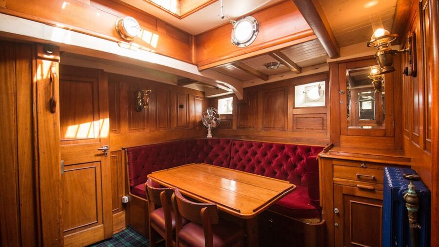 Evening Champagne Cruise on Historic 1935 Motor Yacht. - Should you book the Evening Champagne Cruise on Faith?