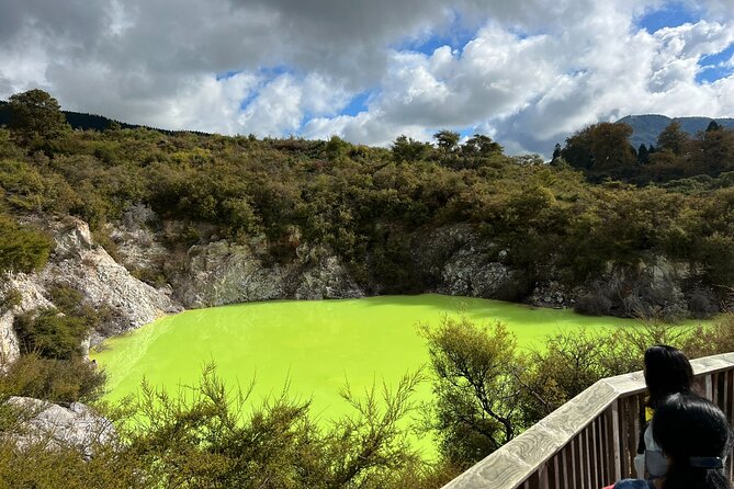 Ex Hamilton: TRIPLE DEAL Wai O Tapu, Redwood Forest & Blue Spring - Inside Wai-O-Tapu Thermal Wonderland: More Time to Explore