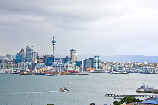 Explore Auckland: Self Guided Audio Tour - What you gain: history threads, not just photo stops