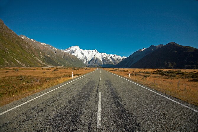 Explore Mount Cook from Christchurch - Route highlights: Tekapo and Pukaki first, Mt Cook after