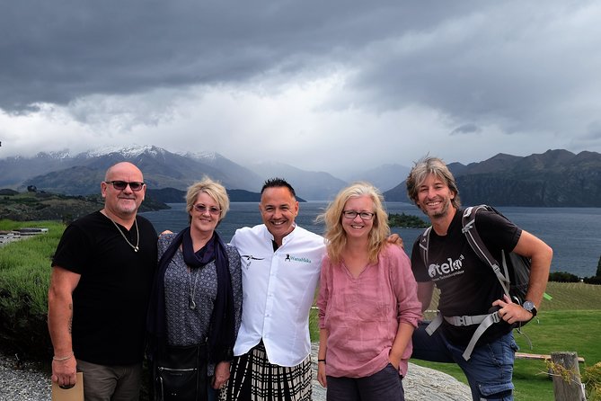 'Express' Wine Tour & Māori Culture Wānaka - A tight 3-hour Wānaka schedule with hotel pickup