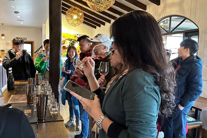 'Express' Wine Tour & Māori Culture Wānaka - Stop 2: Maude Wines and Māori culture connections
