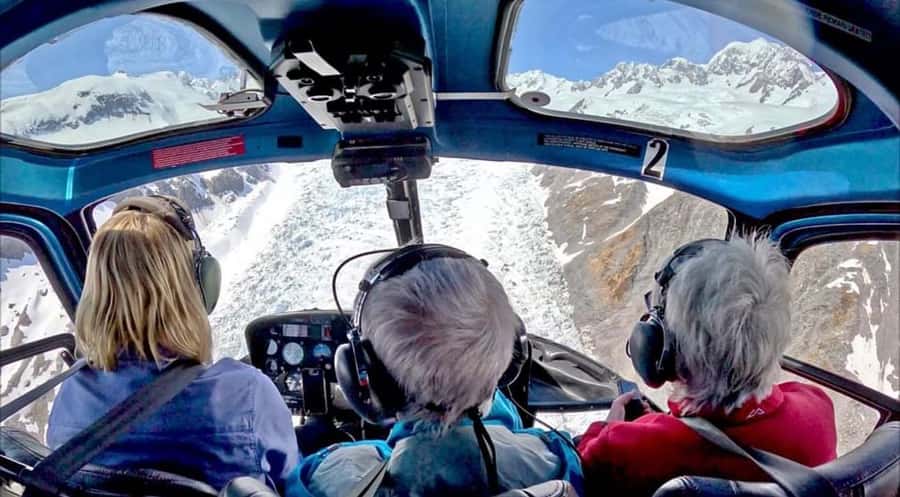 Franz Josef: 4-Glacier Helicopter Ride with 2 Landings - Two Snow Landings: How to Use Your Photo Time