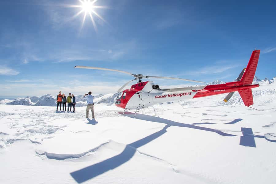 Franz Josef & Fox Glaciers Helicopter Flight & Snow Landing - Key highlights at a glance