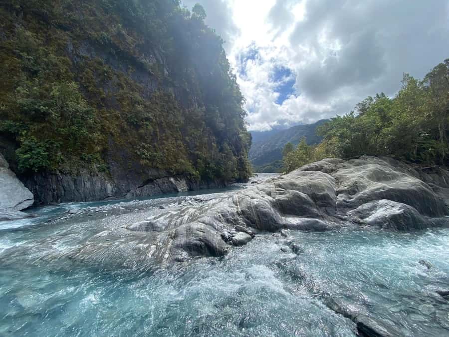 Franz Josef: Franz Josef Glacier Lookout Guided Walk - Glacier access rules: what you can see and what you should not expect