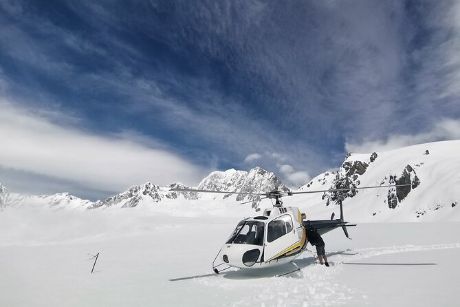 Franz Josef Glacier and snow landing (allow 20 minutes - departs Franz Josef) - Weather reality in Westland: why your flight may need a new slot